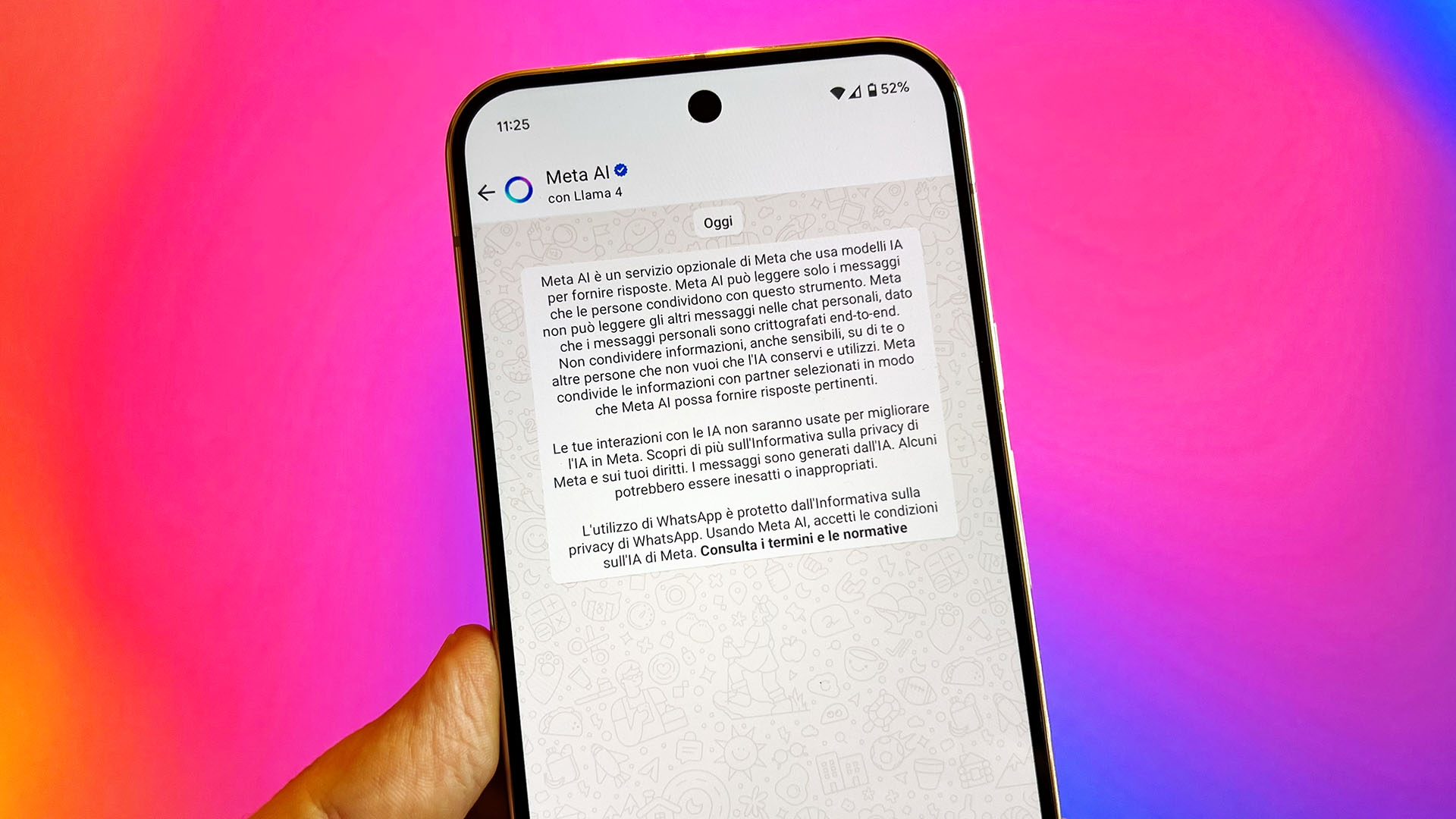 WhatsApp sotto accusa per Meta AI: diffida ed esposto all’antitrust e al garante della privacy